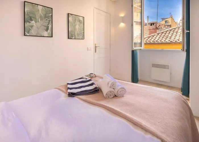 06A3 - Lovely Apartment In The Heart Of Old Nice