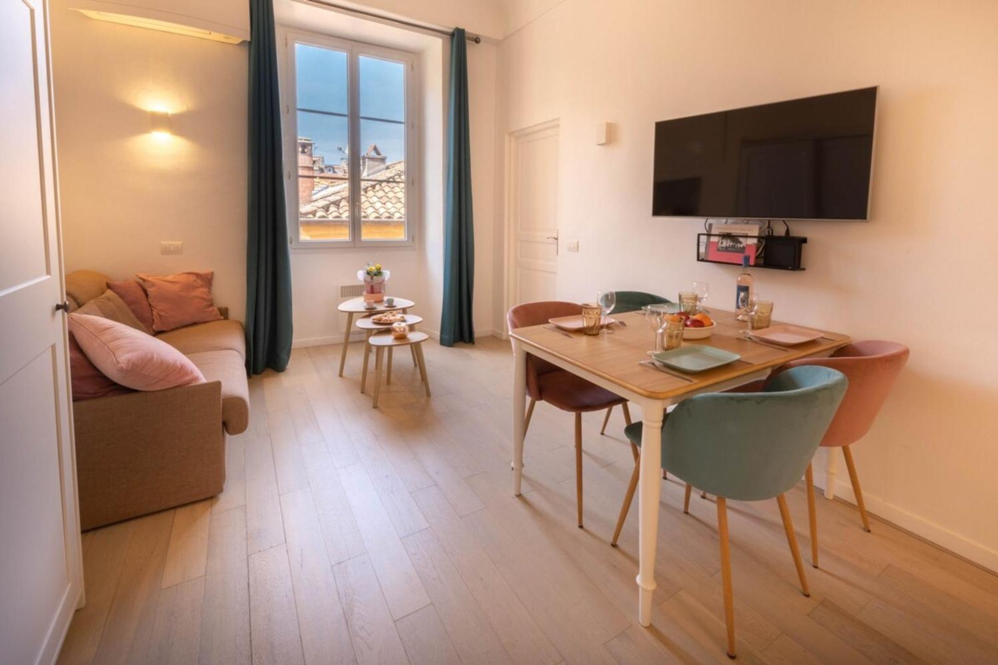 Apartment 06a3 - Lovely In The Heart Of Old Nizza